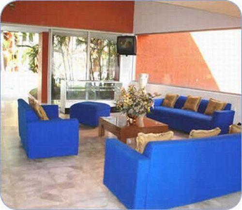 Hotel Suites Del Real Zapopan Esterno foto